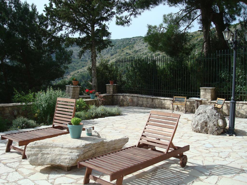 Merlot Village Rental Properties Karia  Экстерьер фото